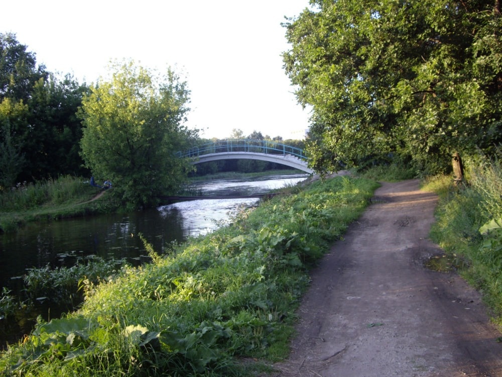 1. Старые фото из чужих альбомов. Канал соединяющий Верхний и Малый пруды. 