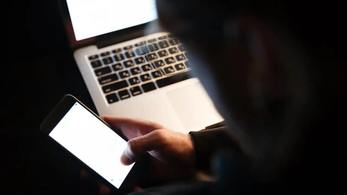    Мошенники. © ru.freepik.com