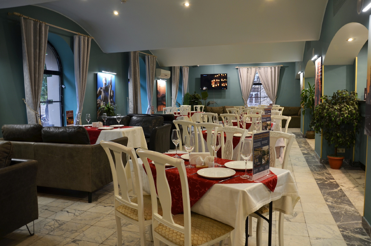 Зал Лотос Бистро ресторанного кластера ЛОТОС, м. ВДНХ, ул. Ярославская, д.15 к.2, г. Москва