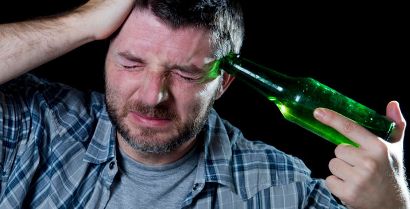 Почему происходят срывы у запойных алкоголиков ?