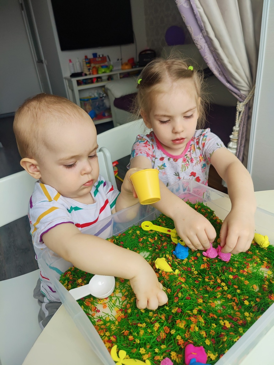 Сенсорная коробка Цветочная поляна 