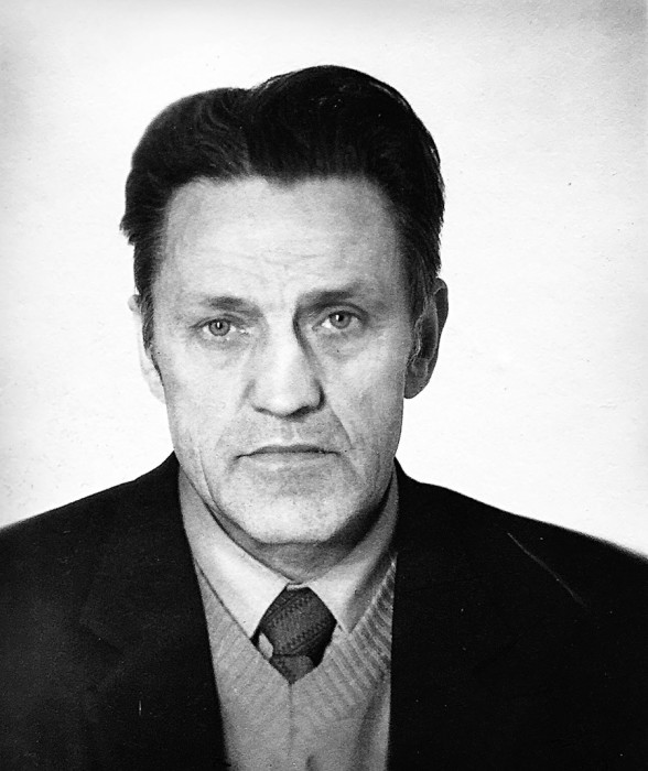 Адольф Толкачёв