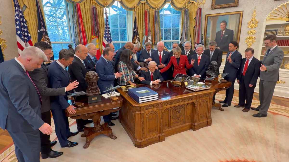    Трамп молитва 2026