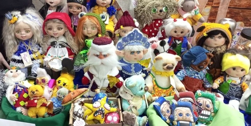 «Кукольные истории» молодого мастера Ксении Курдюковой
Фото: Библиотека искусств г. Усть-Илимска