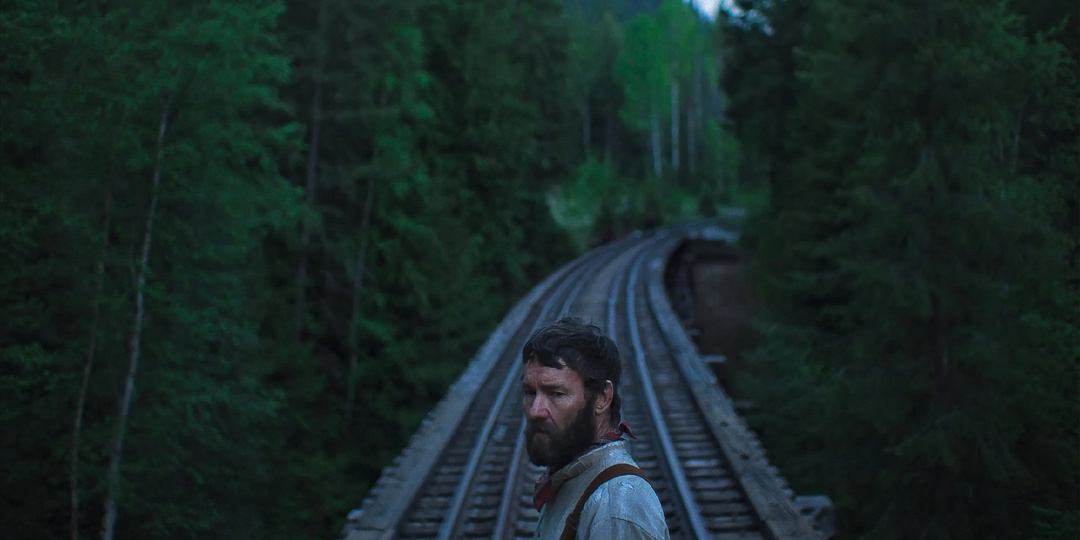 Пилы, топоры и рельсы. Рецензия на фильм «Сны поездов».