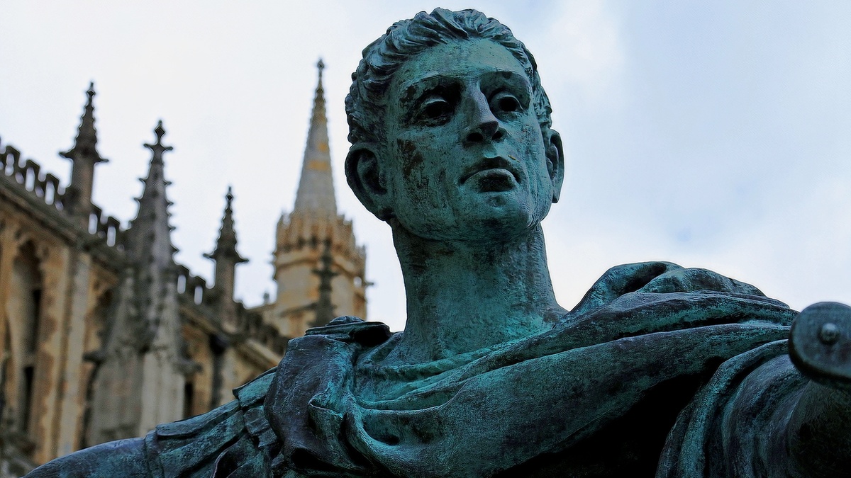 Статуя Константина Великого в Йорке, Великобритания