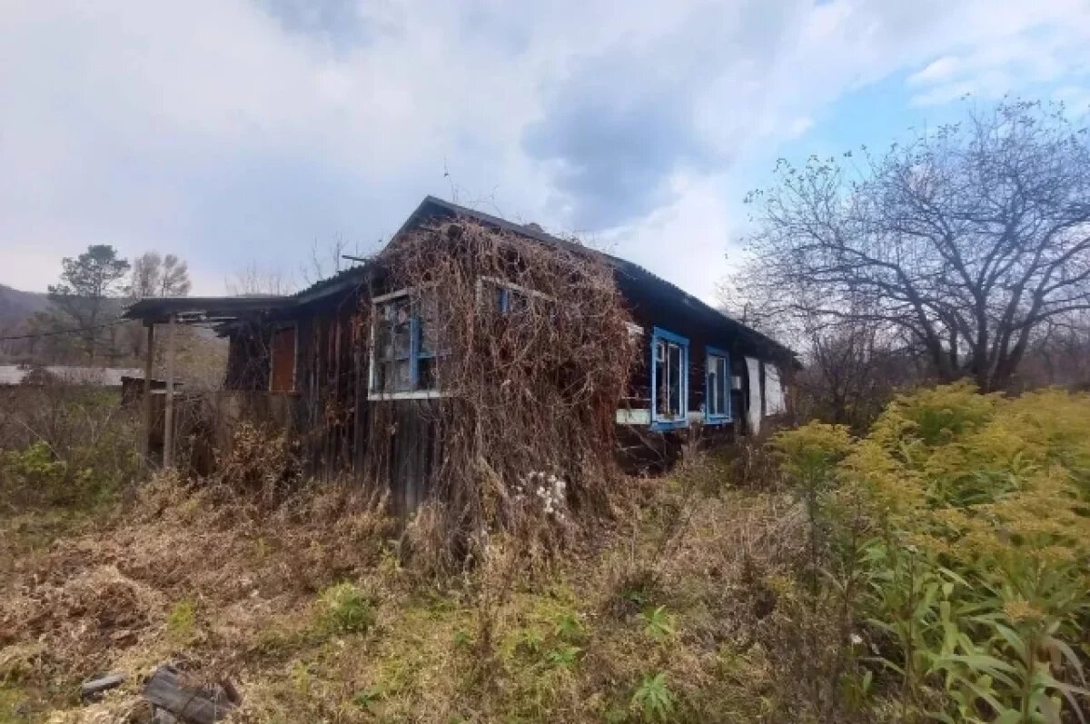    В Хабаровском крае прокуроры вернули детям-сиротам жильё