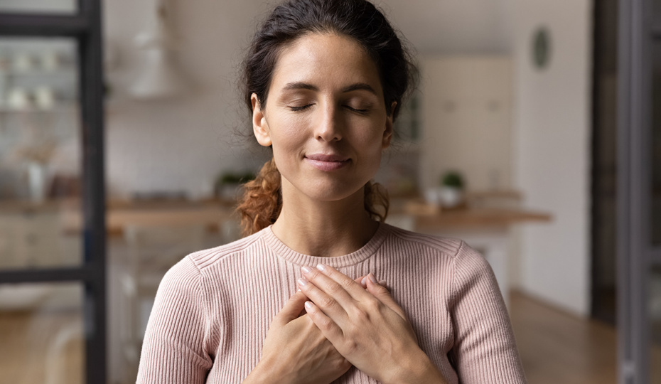 Падкость на внимание: психолог рассказала, какие люди не могут жить без лести