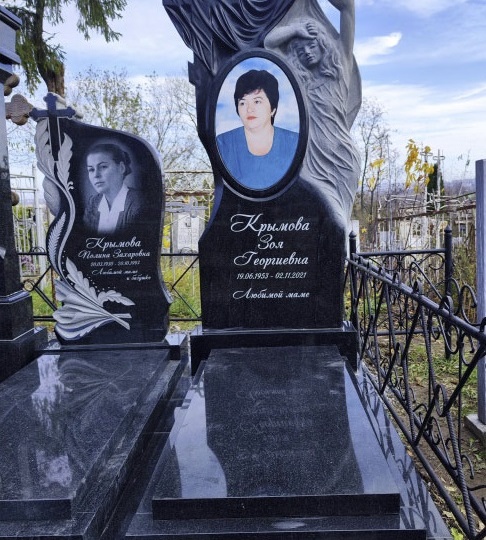 Самый дорогой памятник с резным крестом-плащаницей и плачущей