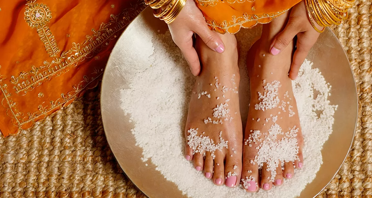 фото пинтерест 💝 С любовью к каждому ,Наташа Эльберг- более 25 лет непрерывно практикующий энергопсихолог, кризисный психолог, синестет, автор книг-бестселлеров , автор методики ментальной трансформации и коррекции любых жизненных ситуаций с помощью специальных энергетических практик. Автор - мастер энергетического таро