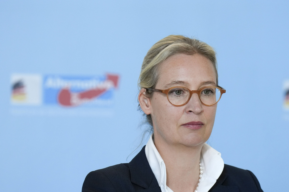    Дед сопредседателя партии АдГ Алисы Вайдель оказался членом СС – Полина