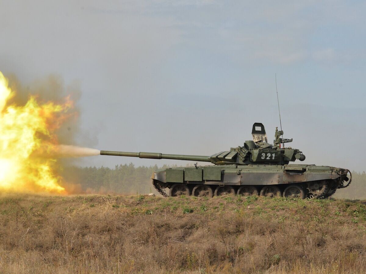    Танк Т-72Б3 во время учений на полигоне "Погоново" в Воронежской области | © РИА Новости / Ульяна Соловьева