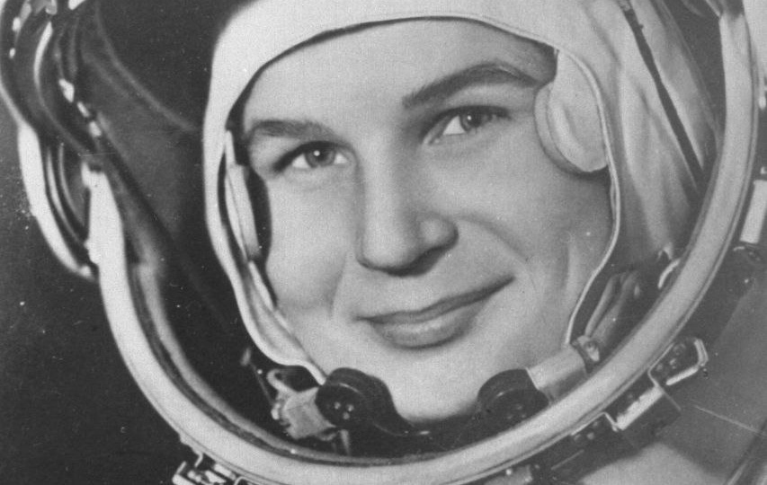 Первая в мире женщина-космонавт Валентина Терешкова принимает поздравления с днём рождения