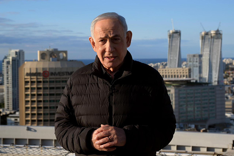    «Эта военная кампания проводится прежде всего в интересах Израиля. Тель-Авив пытается решить свои проблемы. Но самостоятельно он этого сделать не может, поэтому втягивает американцев».   
Фото: © GPO/XinHua / www.globallookpress.com