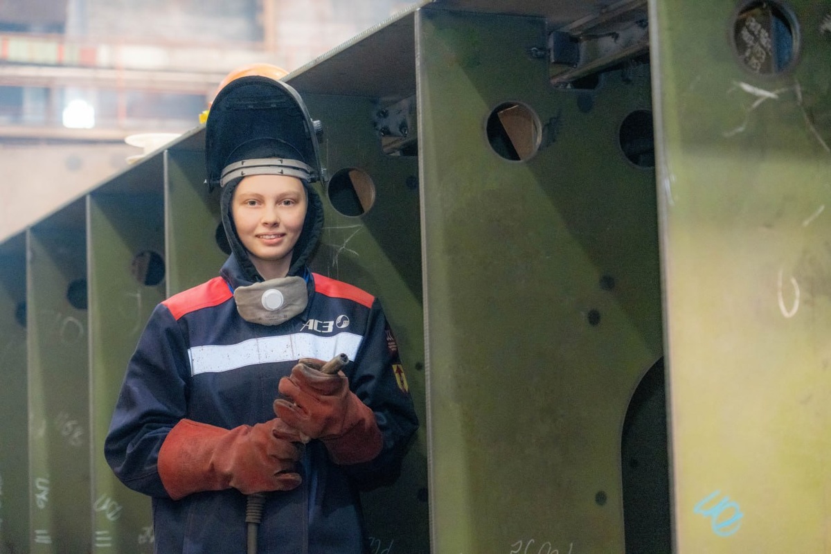 Катя в период прохождения практики на АСЗ ОСК