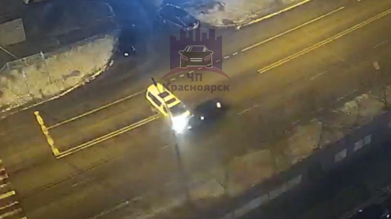     18-летний водитель пострадал при аварии на Чернышевского в Красноярске