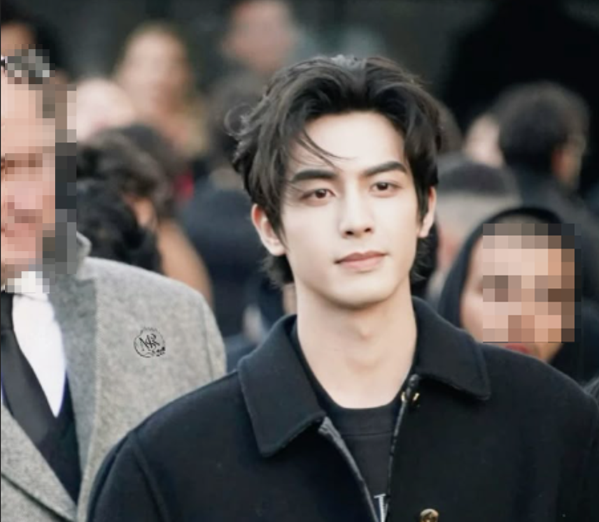 Китайский актер Сун Вэйлун.