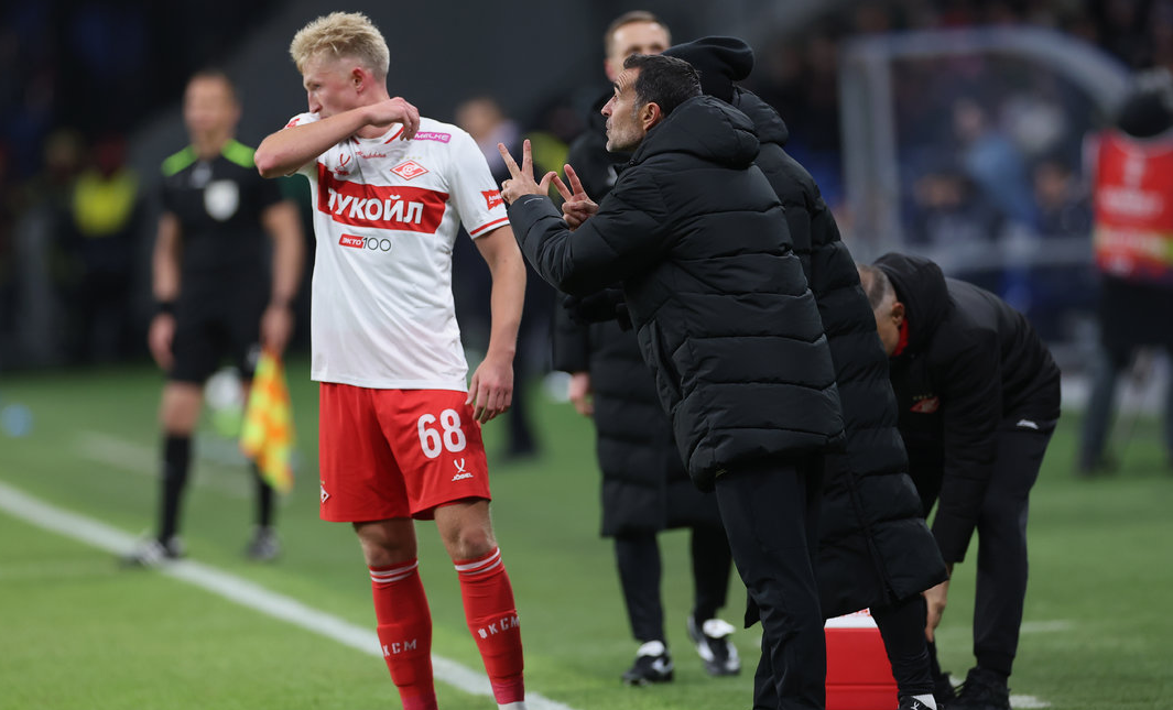 Хуан Карседо не смог достучаться до игроков "Спартака" в дерби с "Динамо". Фото: соцсети