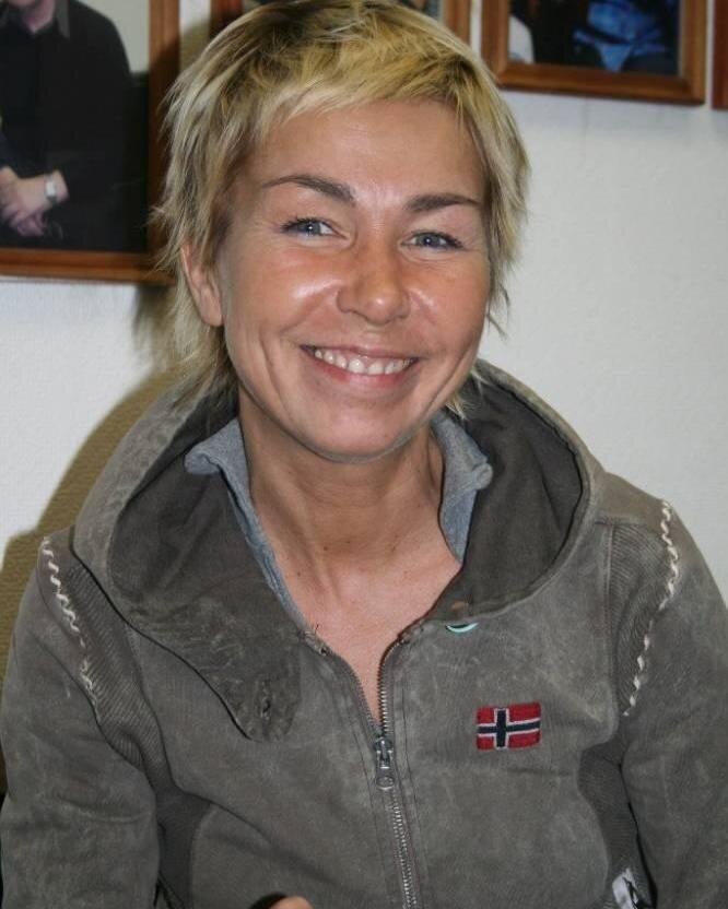    Известная телеведущая в расцвете популярности, когда её имя было на слуху.