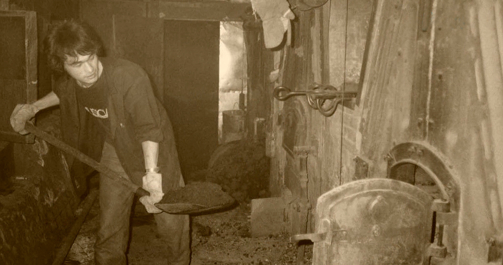 "Камчатка" место где Цой трудился и занимался творчеством.