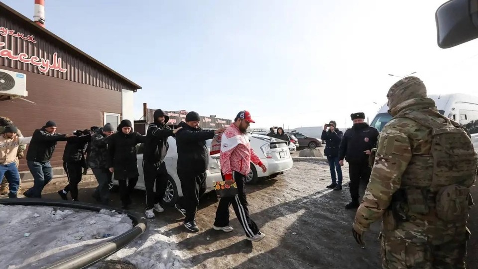 В Красноярске прошел рейд по соблюдению миграционного законодательства.