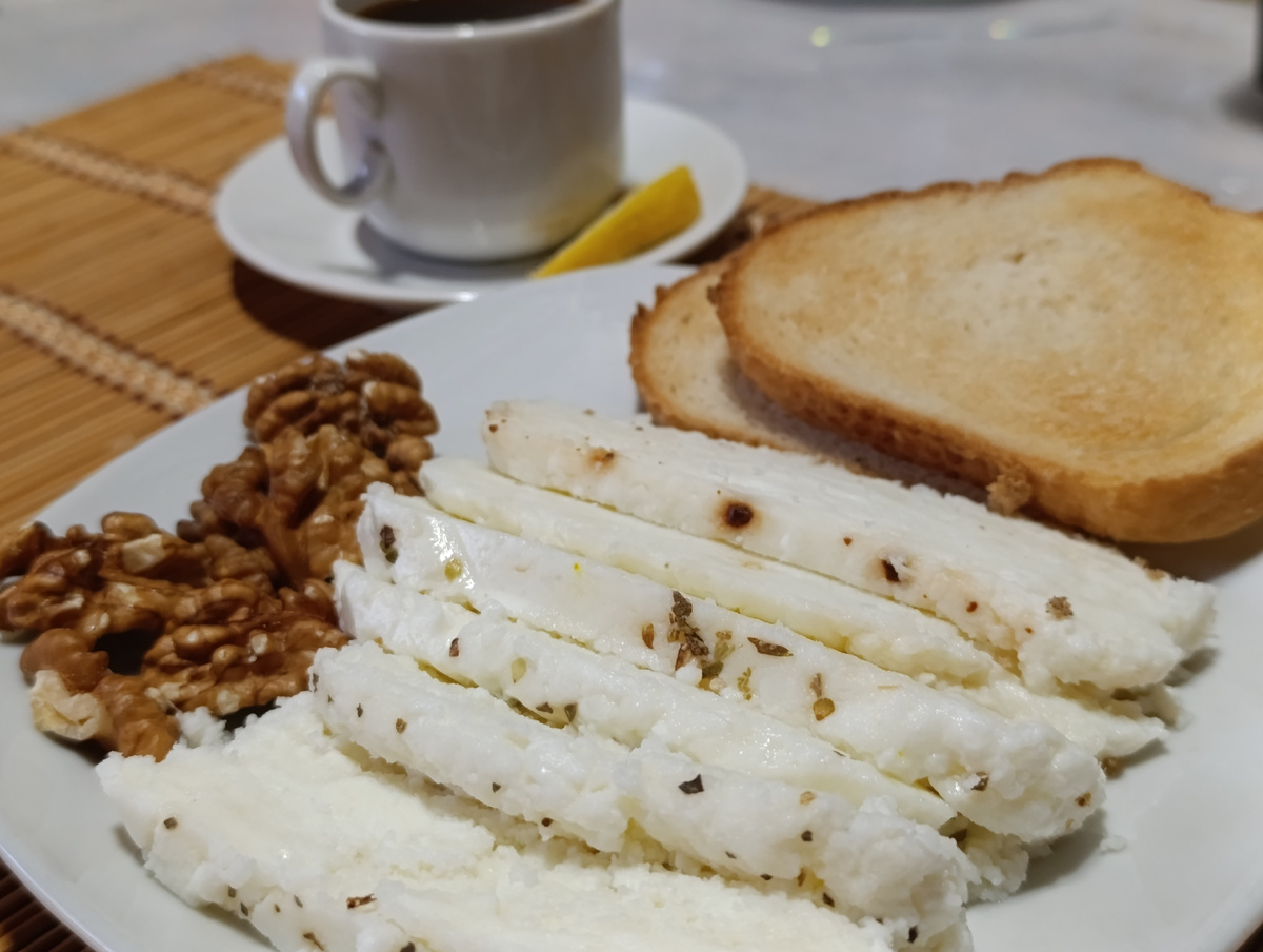 Весенний завтрак