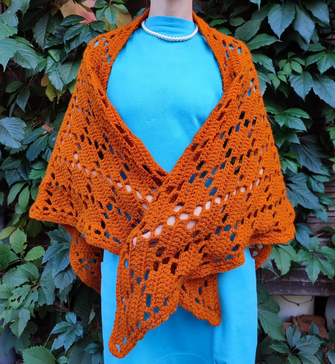 Шаль из толстой пряжи 