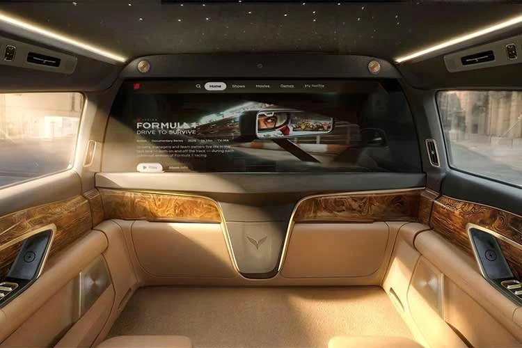     VinFast Lac Hong 900S