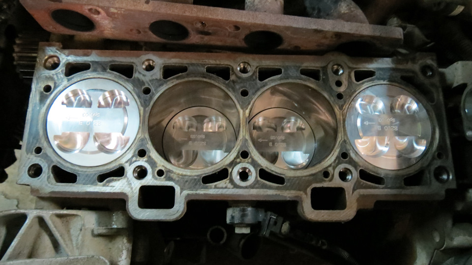     «Безвтыковые» поршни