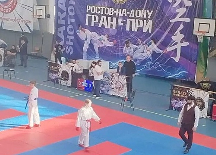 Каратисты Октябрьского района и Шахт стали победителями и призерами Всероссийских соревнований