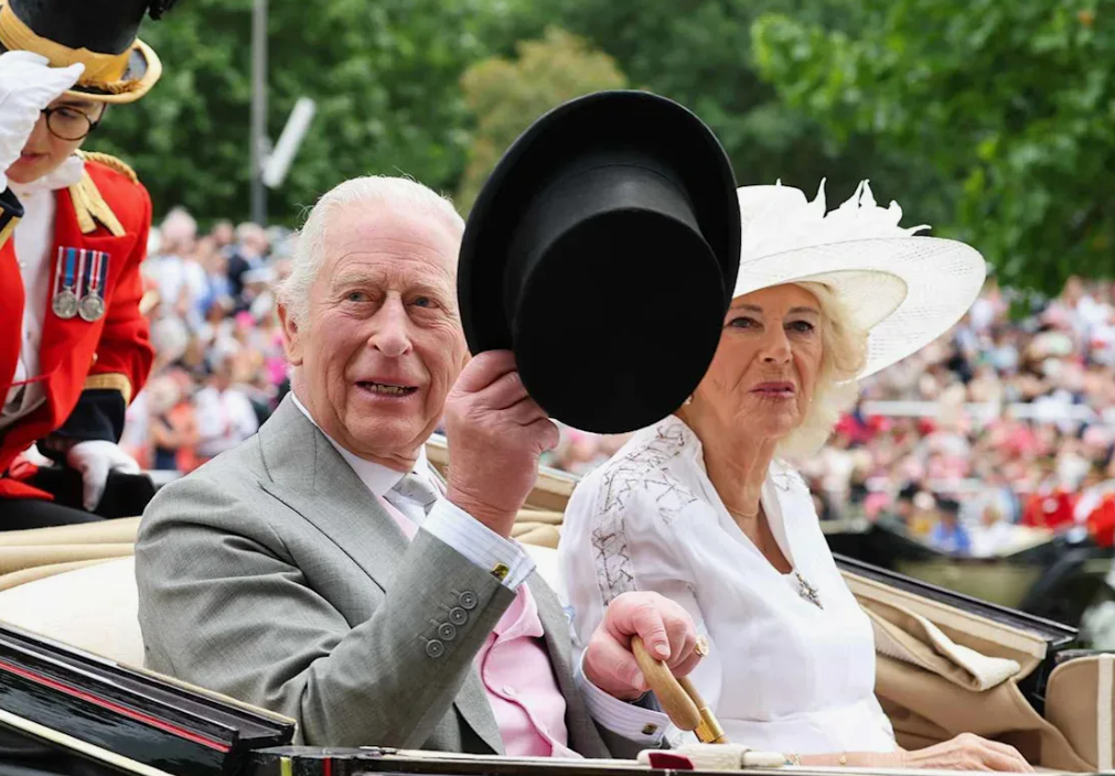 Король Карл III сломлен? После ареста Эндрю во дворце началась тихая смена власти