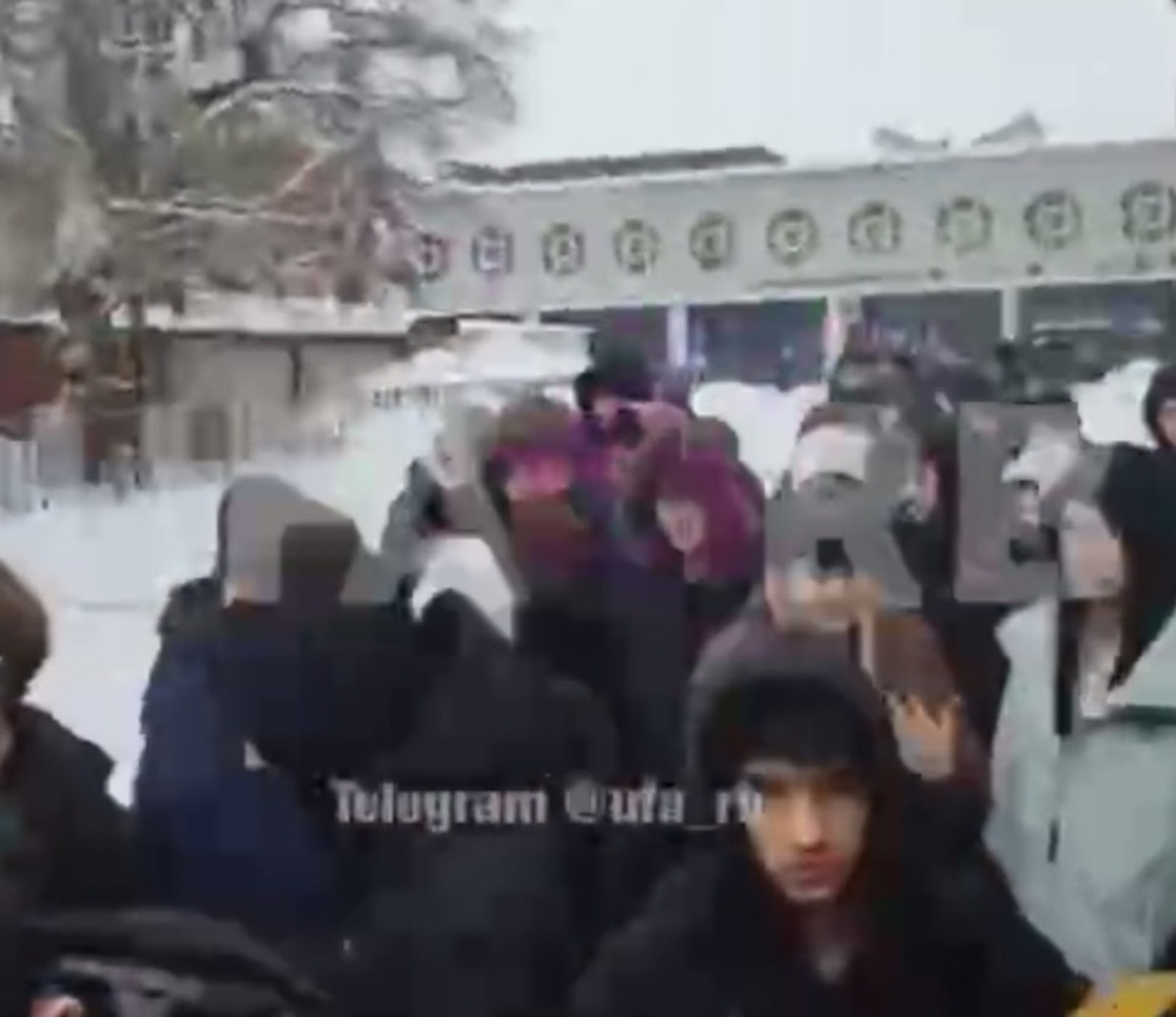     Уфа техникумында - эвакуация