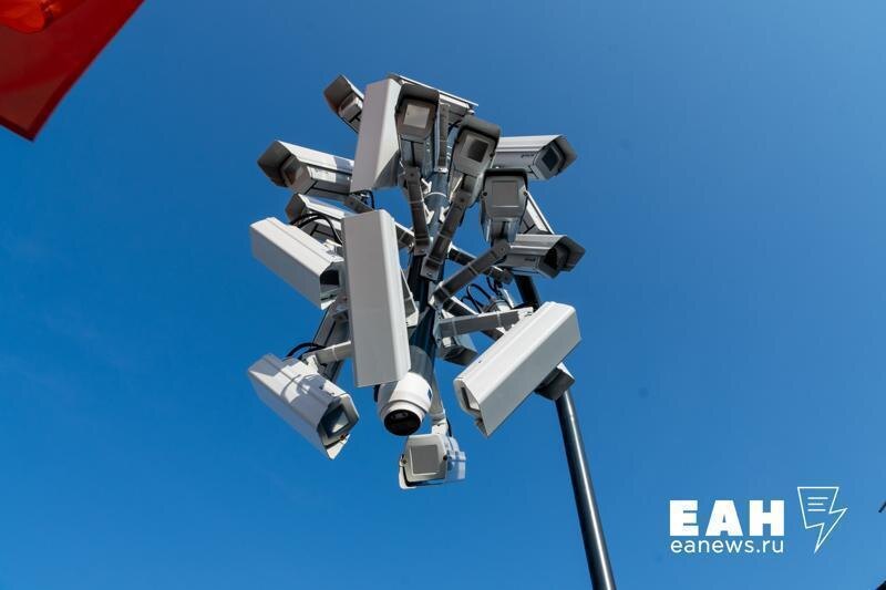 Камеры через каждые 1,5 км: как устроено наблюдение на свердловском участке платной трассы М-12