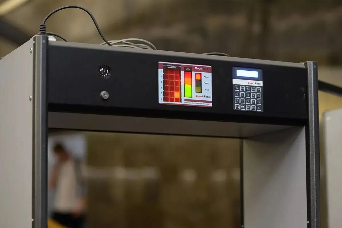    Цветокоррекция оригинального изображения была произведена с использованием ИИ "Ниязов 2.0"