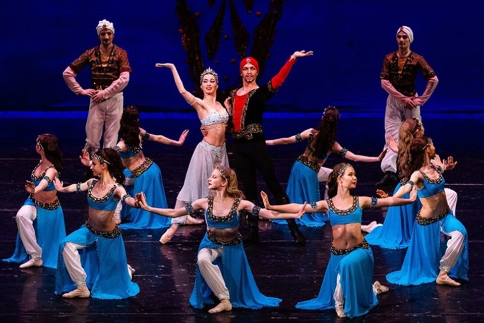    Балет «Тысяча и одна ночь». Фото: Донбасс Опера