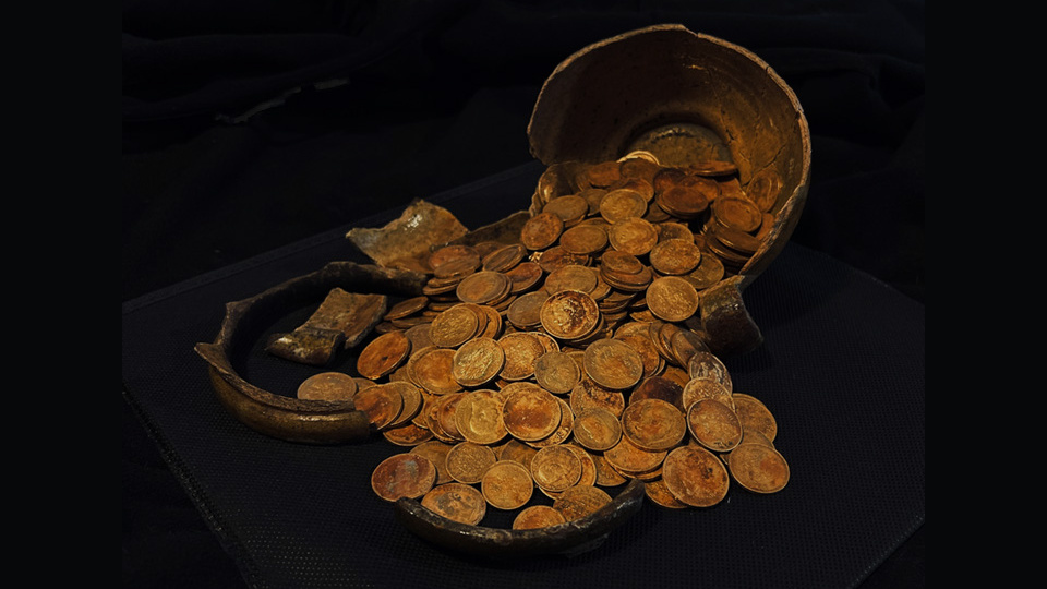 Клад золотых монет из Торжка
