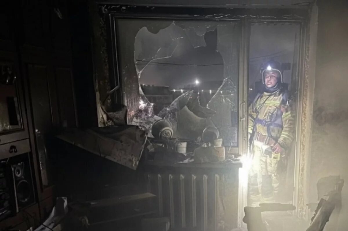    Огнеборцы спасли пенсионерку на пожаре в Карымском