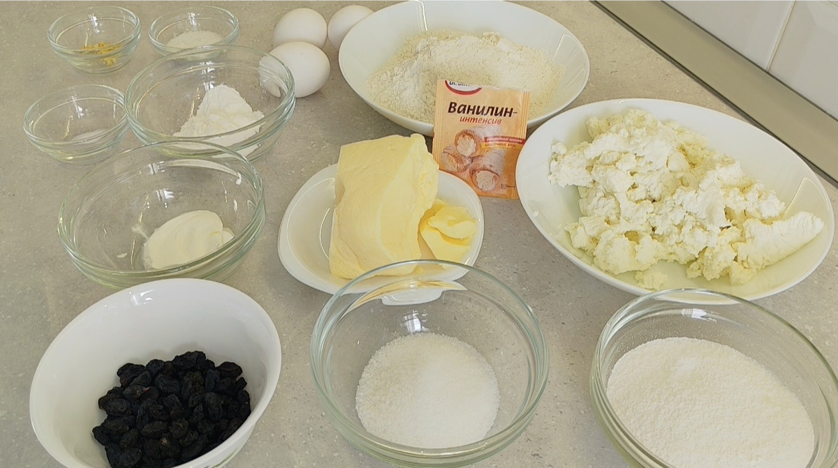 Ингредиенты для королевской ватрушки