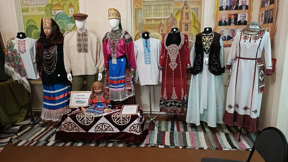 История обретает голос