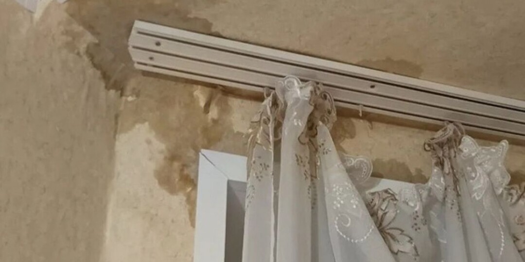 Владимирцы пожаловались иquot;Народному фронтуиquot; на протекающую пять лет крышу