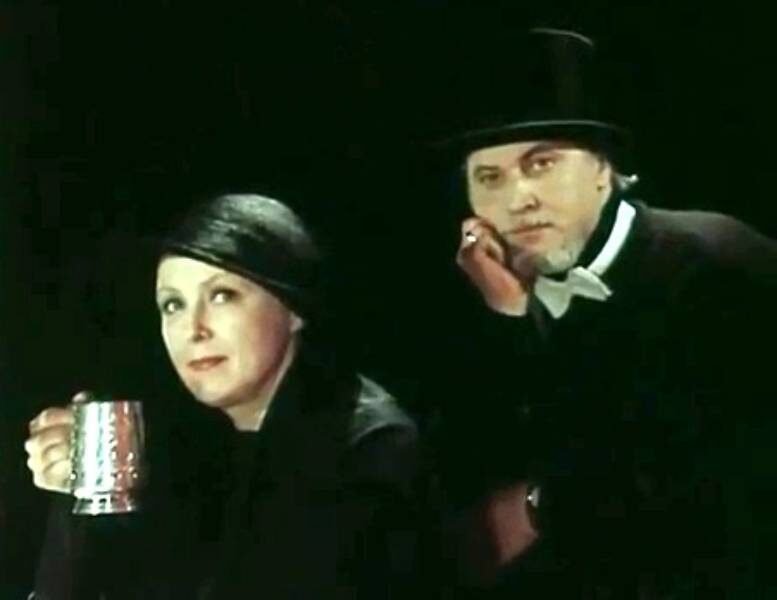    Вия Артмане и Янис Стрейч в фильме "Театр"Кадр из видео