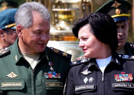    Кашеварова: экс-замминистра обороны Шевцова приходила в Госдуму с сумкой Gucci за 10 млн рублей