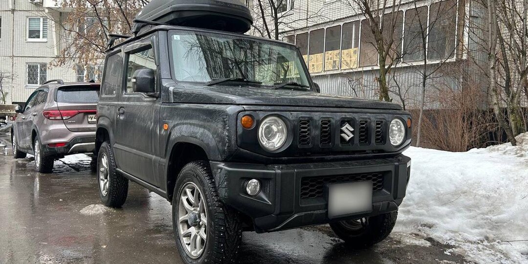 Suzuki Jimny за ₽1,3 млн. Как заказывают машины из Японии, нюансы и риски