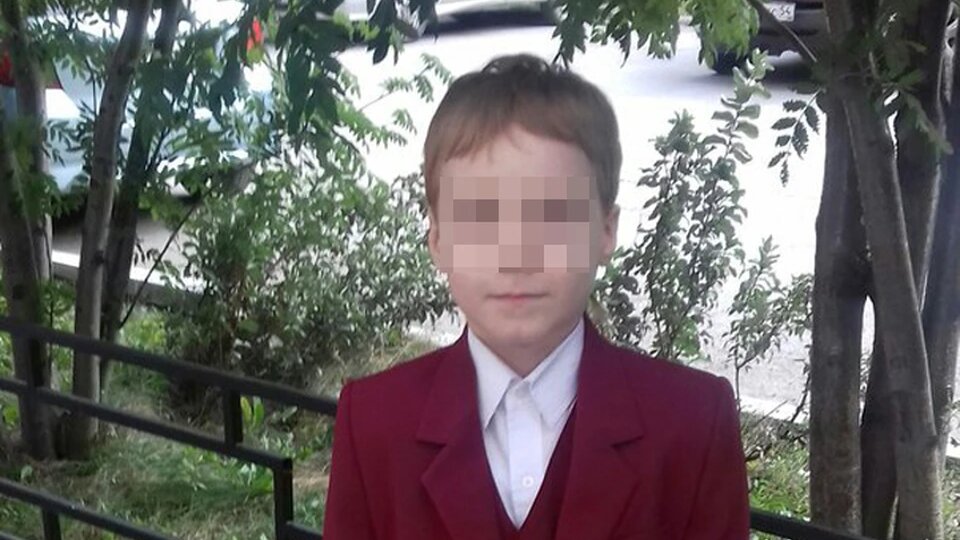 Первоклассника-тирана посадили под камеру наблюдения: ребенок держал в страхе весь класс