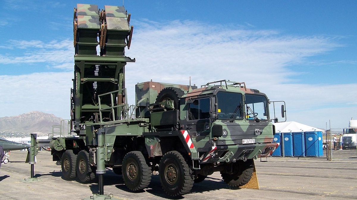     Установка ПВО Patriot Люфтваффе   
(cc) Mark Holloway