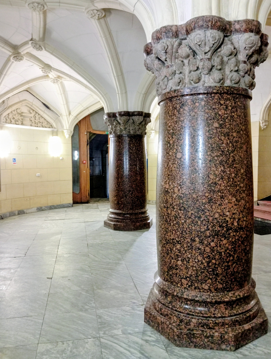 Невозможная парадная в СПб