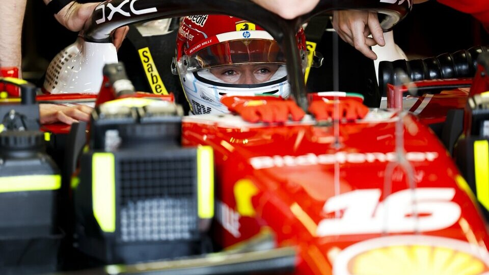 Шарль Леклер: Мы явно уступаем Mercedes в гоночном темпе