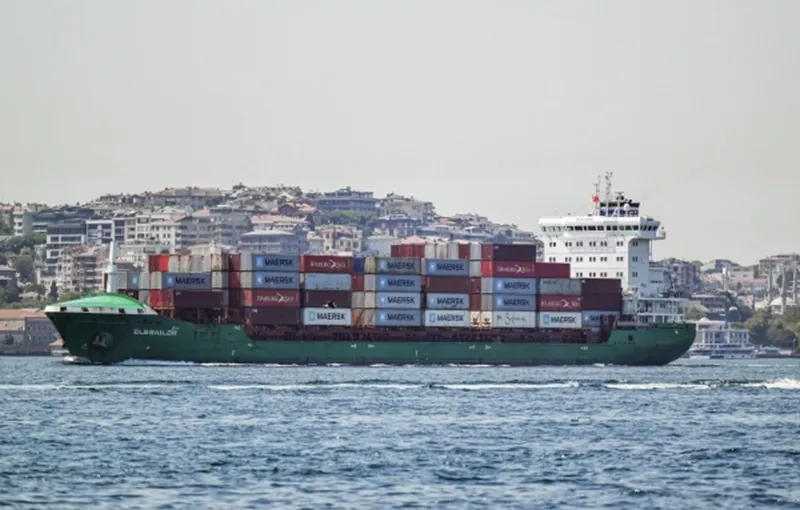 Контейнеровоз в проливе Босфор в Стамбуле
Фото:
РИА Новости / Кристина Кормилицына