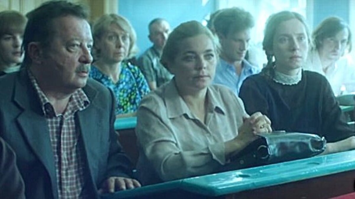 Они должны все остаться в колхозе.