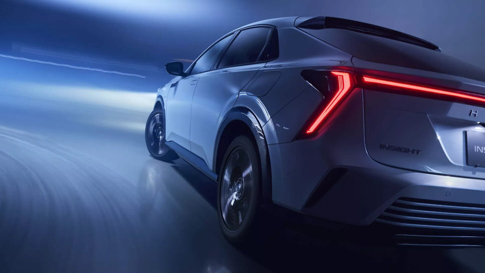 Honda Insight.📷Фото: Honda